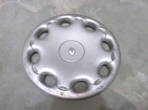 Оригинальные колпаки — Renault Laguna I, 1,6 л, 2000 года | колёсные ...