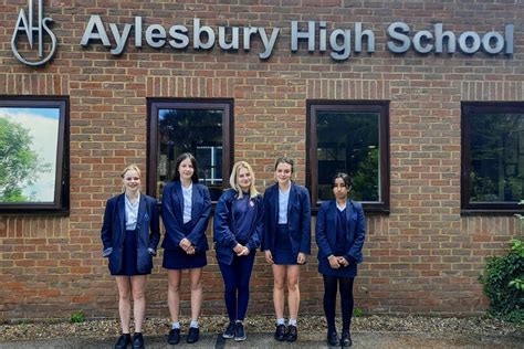 Aylesbury High School students receive letters of praise after helping ...