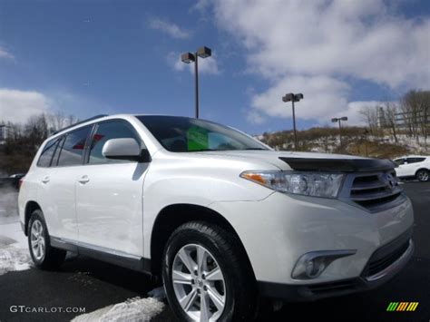 Blizzard White Pearl Toyota Highlander V Wd Photo