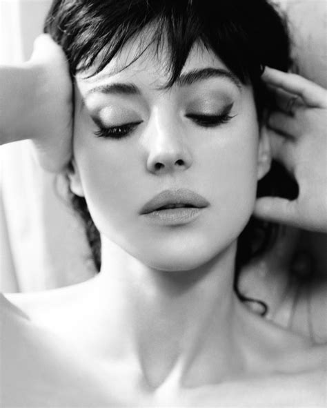 Monica Bellucci Monochrome Face Closed Eyes Monica Bellucci