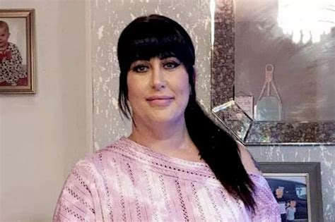 Model Secretly Filmed Naked By Police Officer Pulled Her Own Hair Out Hertslive