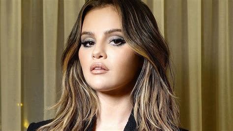 Selena Gomez Has Officially Jumped on the Honey Blonde Hair Trend ...