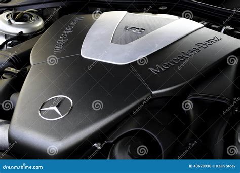 Mercedes-Benz V8 Engine editorial photo. Image of mercedes - 43628936