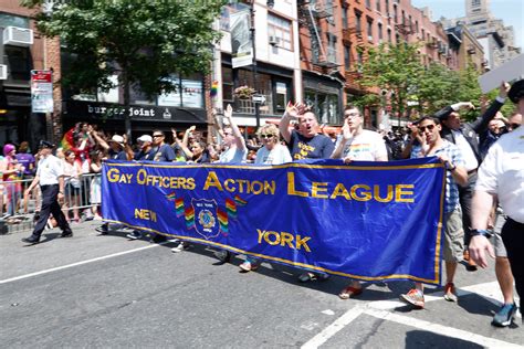 Gay Police Group Blasts Nyc Pride Parade Organizers Banning Them