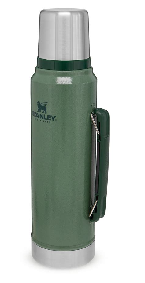 Stanley Classic Legendary Vacuum Bottle L Bottomland Mossy Oak