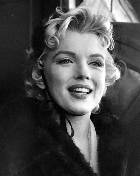 Marilyn Marilyn Monroe Artwork Marilyn Monroe Fashion Hollywood Icons Hollywood Stars Art