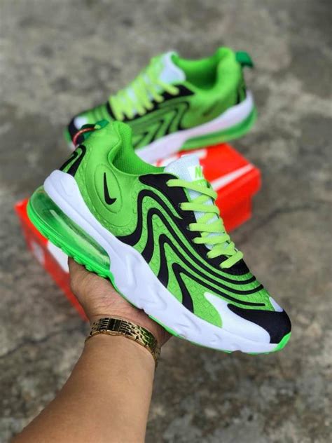 Nike Shoes For Men Green Men S Fashion Footwear Sneakers On Carousell