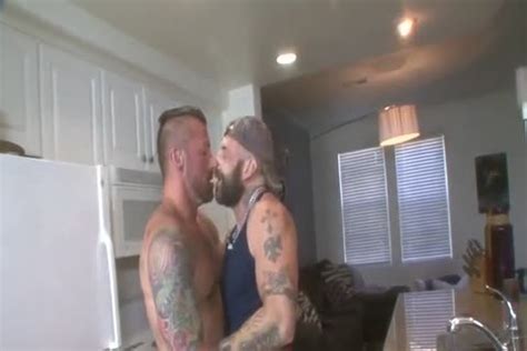 Drain Gay Porn Videos At Boy Tube