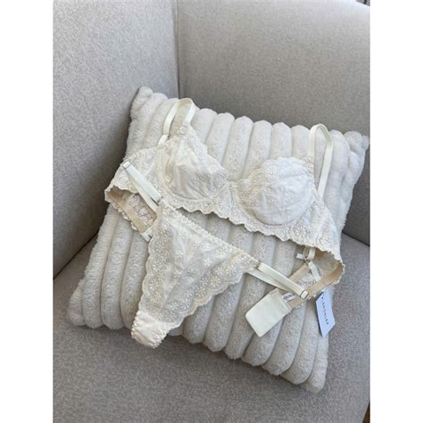 G Beige Mer Leponlep Underwire Lingerie Set Shopee Thailand