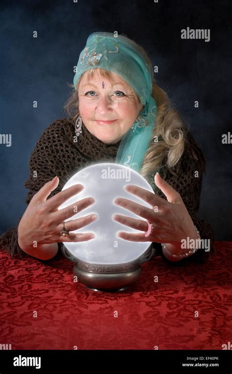 1 The Fortune Teller Hi Res Stock Photography And Images Alamy