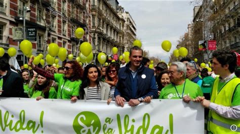 Decenas De Miles De Personas Y Vox Claman S A La Vida En Madrid