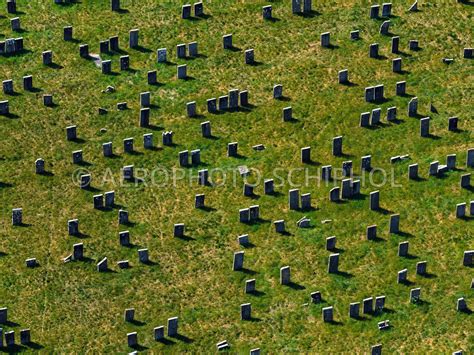 Aerophotostock Joodse Begraafplaats Muiderberg Close Up Luchtfoto