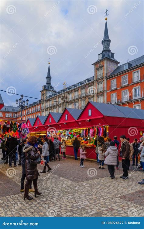 Plaza Mayor with a Christmas Market, in Madrid Editorial Photography ...