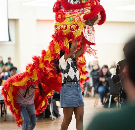 Chinese New Year Festivities Bridge Cultural Traditions On And Off Unt