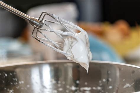 The 10 Best Hand Mixer Options For A Smooth Batter Every Time