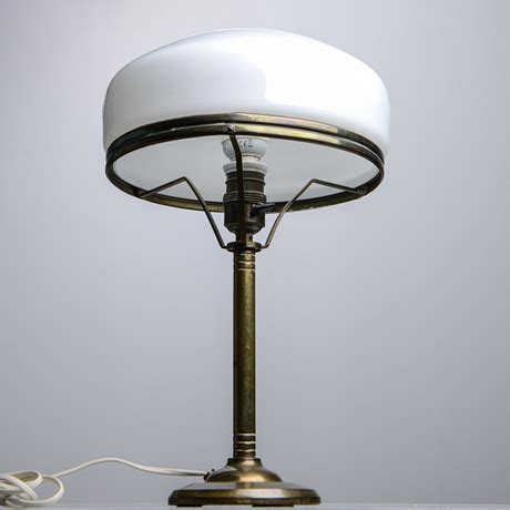 BORDSLAMPA Strindbergslampa Gulmetall Och Glas 1900 Tal Belysning