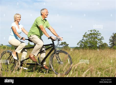 Tandem Hi Res Stock Photography And Images Alamy