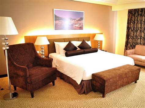 Hotel Elizabeth Cebu in Philippines - Room Deals, Photos & Reviews