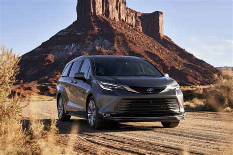 2021 Toyota Sienna Unveiled as Bold New Hybrid Minivan With Available ...