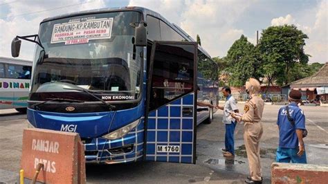 Armada Bus Siap Angkut Pemudik Dari Jakarta Di Lebaran