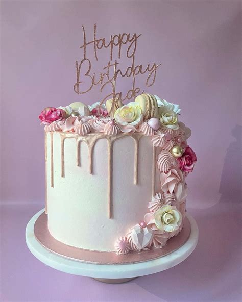 Pin By Amy Bullock On Gran Birthday Cake Pretty Birthday Cakes 21st