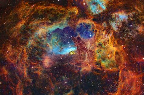 APOD: 2020 October 28 - NGC 6357: The Lobster Nebula