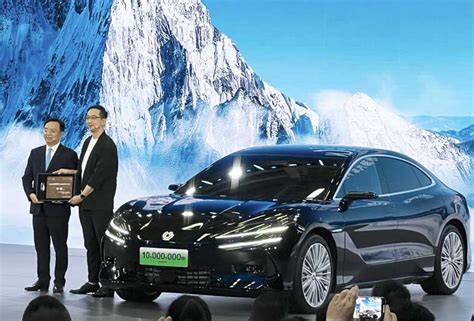 Byd Celebrates Th Anniversary With Production Of Millionth Nev