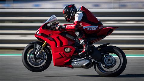 Motorrad Vergleich Ducati Panigale V R Vs Ducati Panigale V S