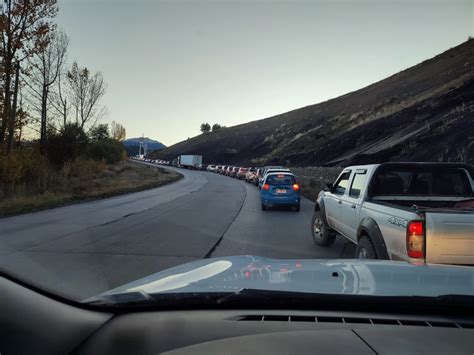 SIAT investiga causas de la colisión entre bus y furgón Diario