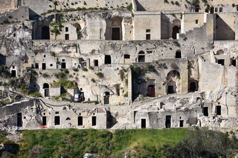 Matera la città dei sassi tra arte cultura e tradizione