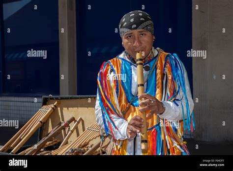 Musiciens indiens sud américains Banque de photographies et dimages à