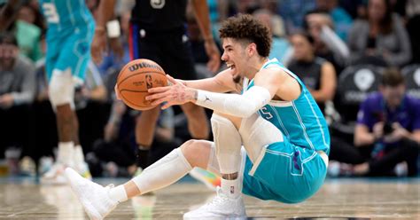 LaMelo Ball Fractures His Ankle in Puma MB.01 Shoes - Sports ...