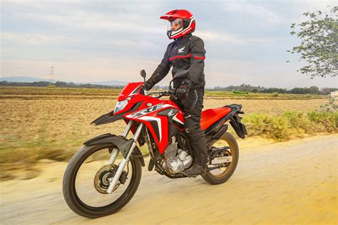 A Gazeta Linha Da Trail Honda Xre Estreia Novas Cores E