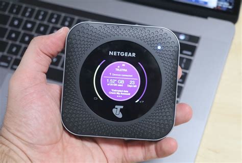 Netgear Nighthawk M Review The World S Fastest Mobile Router Tech