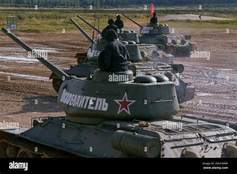 Kubinka Russia 23rd Aug 2020 Four T 34 Tanks Drive Past The Stands