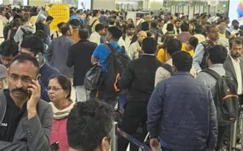 Congestion AAI Asks Delhi Airport Operator DIAL Details On Service