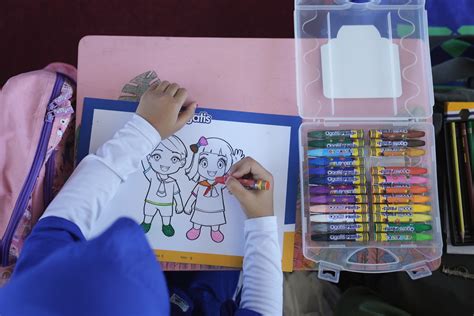 Semarak Hari Anak Nasional Lewat Lomba Mewarnai Anak Terlindungi