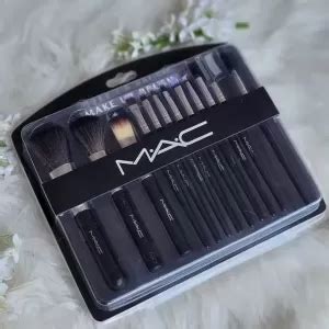 Buy MAC Professional Makeup Brush Set 12Pcs Gift Box