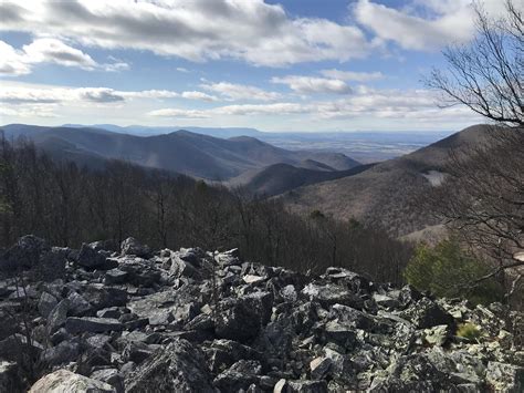 Blackrock Summit Shenandoah National Park Virginia Usa R Hiking