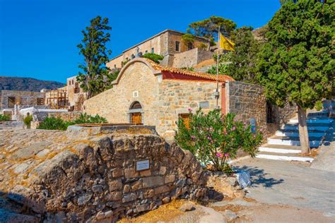 Edificios Antiguos En La Fortaleza De Spinalonga En Crete De La Isla