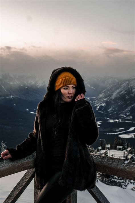 Banff Gondola Banff National Park Sulfur Mountain Summit Local