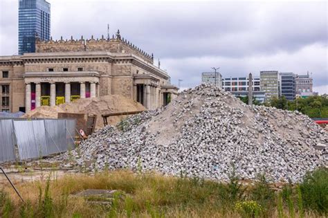 Plac Centralny w Warszawie kiedy otwarcie Jest duże opóźnienie