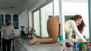 Stuck Willow Ryder Gets Her Pussy Licked By Peter Green Porn Movies 3Movs