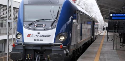 PKP Intercity pierwsza z 46 lokomotyw elektrycznych Griffin trafiła do