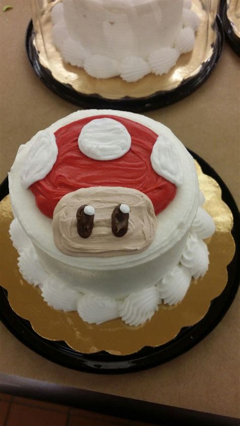 Mario mushroom cake | Mario cake, Cute cakes, Cake