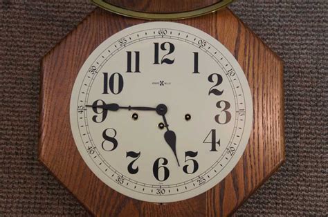 Howard Miller 612 533 Regulator Wall Hanging Clock Oak Westminster Chime