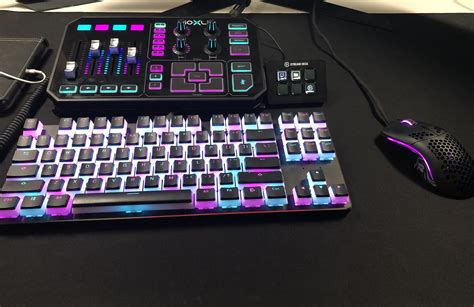 glorious pc gaming images  pholder gloriouspcgamingrace