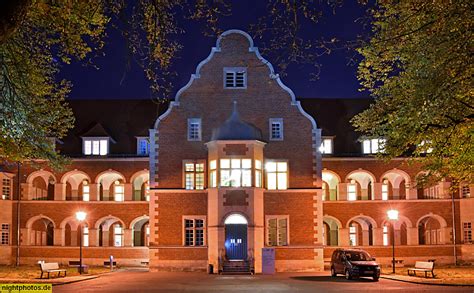 Berlin Buch Klinikcampus C W Hufeland Haus Erbaut Von