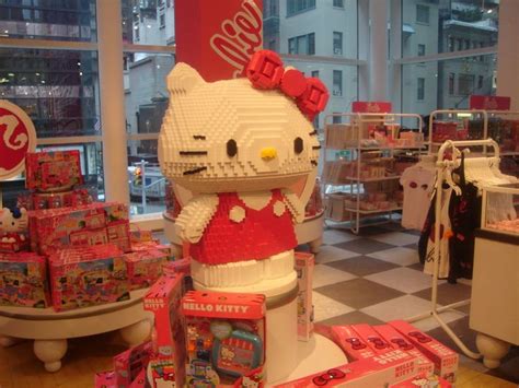 17 Best images about Hello Kitty Lego on Pinterest | Lego models ...