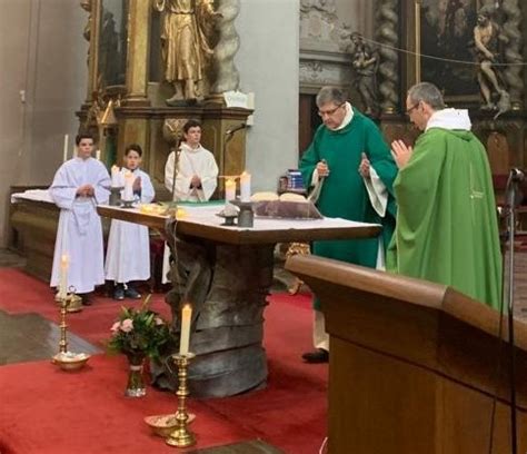 Mgr Eric De Moulins Beaufort Remet La CCF De Prague Sur Les Rails Du